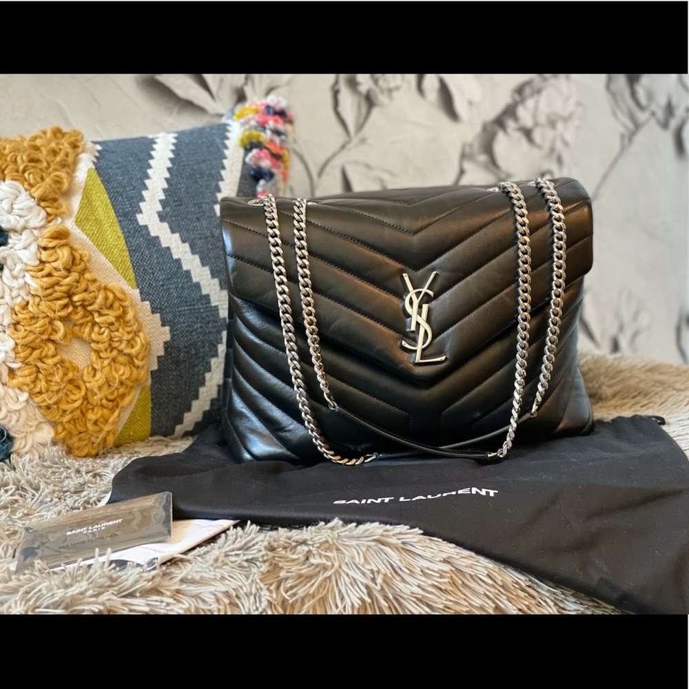 YSL LouLou Shoulder Bag Medium-Black